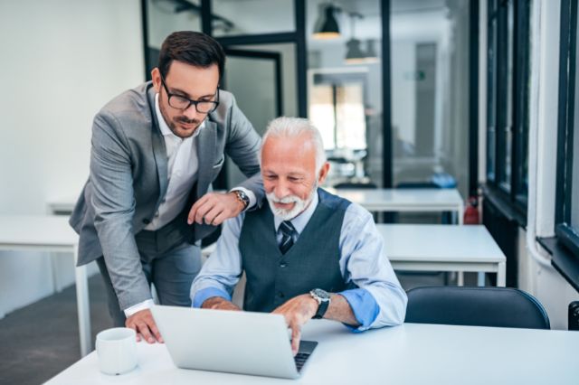 Entreprise, contrat d’apprentissage,Désigner un maître d'apprentissage